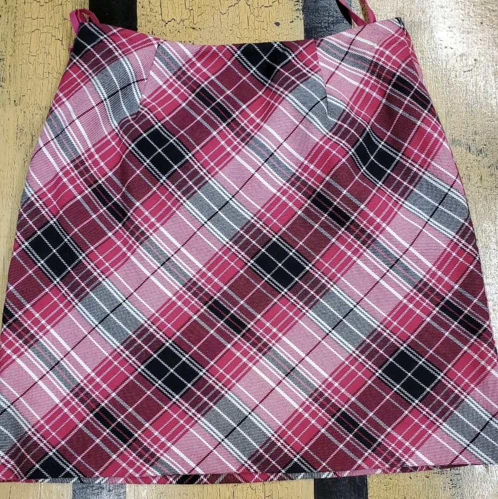 👸 Boutique Europa Skirt - Picture 11 of 15